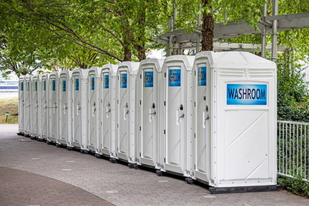 Best Best portable toilet rental  in Seven Corners, VA
