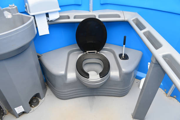 Best Construction site porta potty rental  in Seven Corners, VA
